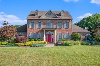 4509 Hanover Road, Weesaw Twp, MI 49125