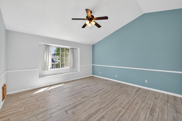 2384 E Quincy Avenue, Fresno, CA 93720