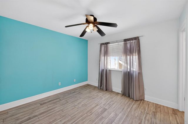 2384 E Quincy Avenue, Fresno, CA 93720