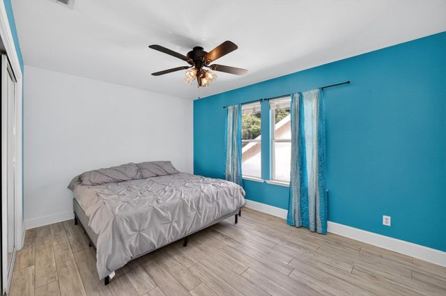 2384 E Quincy Avenue, Fresno, CA 93720