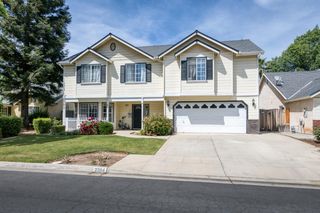 2384 E Quincy Avenue, Fresno, CA 93720