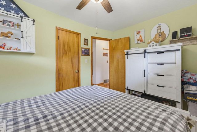 6346 N 80th STREET, Milwaukee, WI 53218