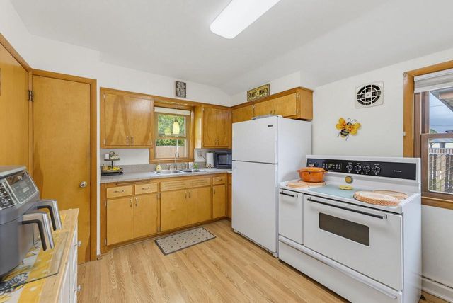 6346 N 80th STREET, Milwaukee, WI 53218