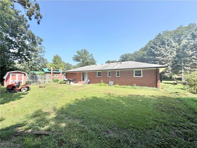 728 Hazelwood Drive, Vermilion, OH 44089