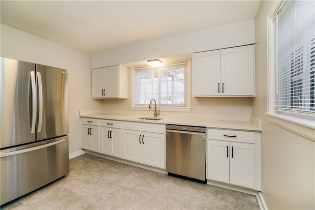 941 Whitehead Ln, North Huntingdon, PA 15642