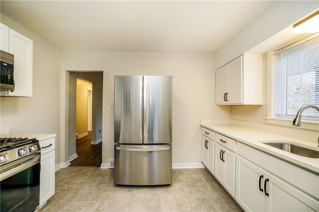 941 Whitehead Ln, North Huntingdon, PA 15642
