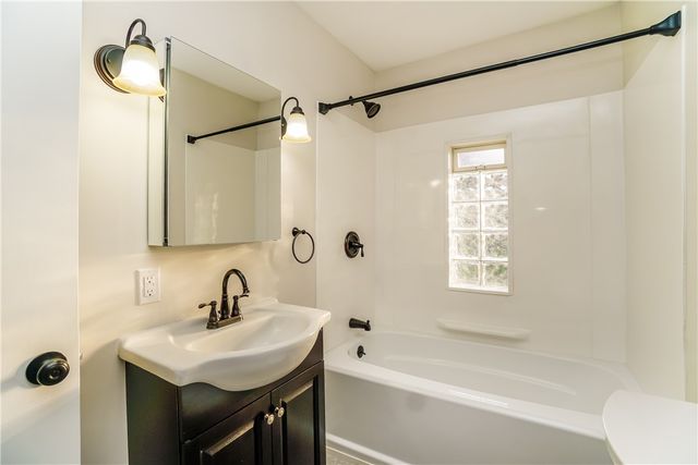 941 Whitehead Ln, North Huntingdon, PA 15642