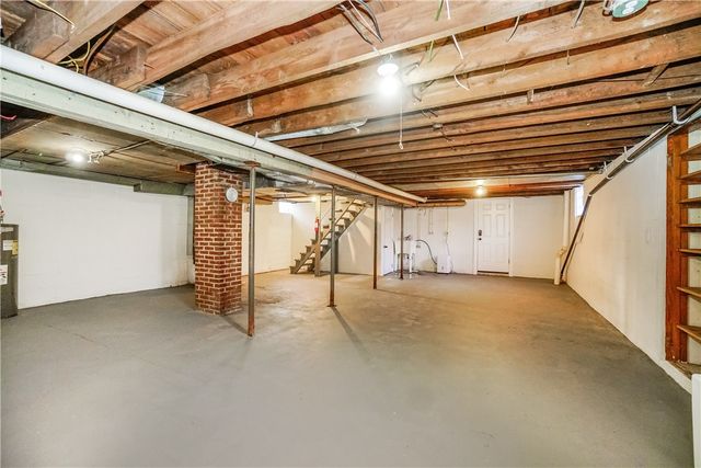 941 Whitehead Ln, North Huntingdon, PA 15642