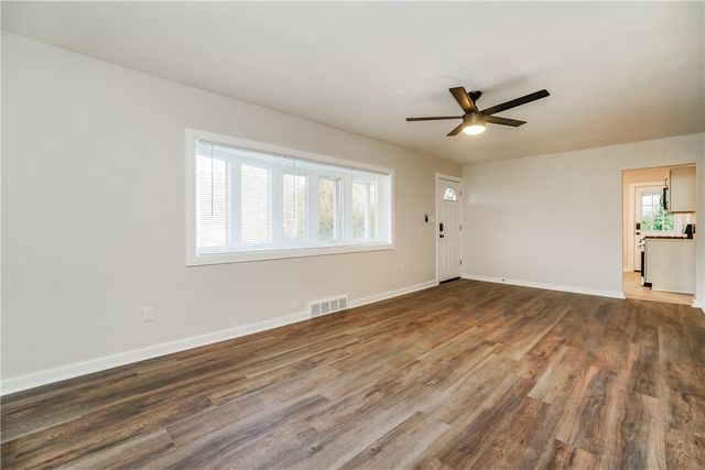 941 Whitehead Ln, North Huntingdon, PA 15642