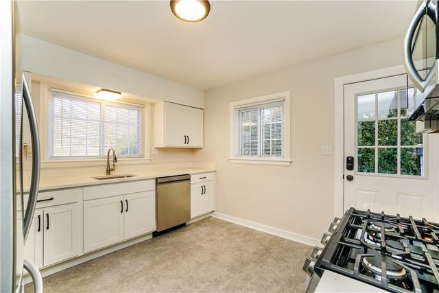 941 Whitehead Ln, North Huntingdon, PA 15642