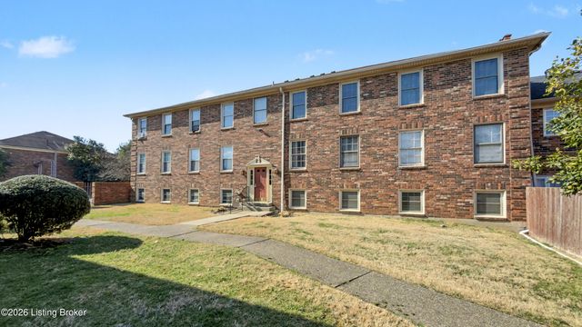 8126 Lake Terrace G4, Louisville, KY 40222