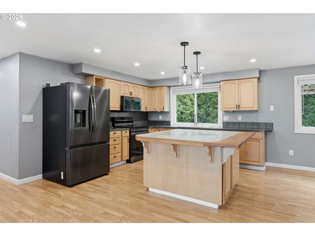 3670 Se 21ST Dr, Gresham, OR 97080