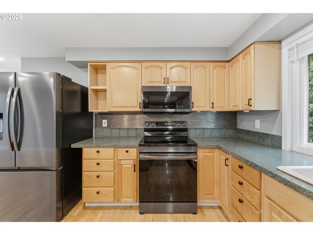 3670 Se 21ST Dr, Gresham, OR 97080