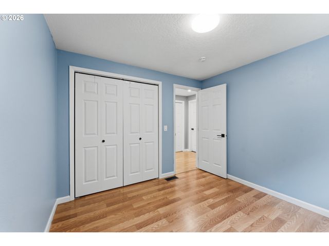 3670 Se 21ST Dr, Gresham, OR 97080