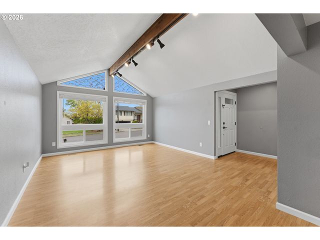 3670 Se 21ST Dr, Gresham, OR 97080