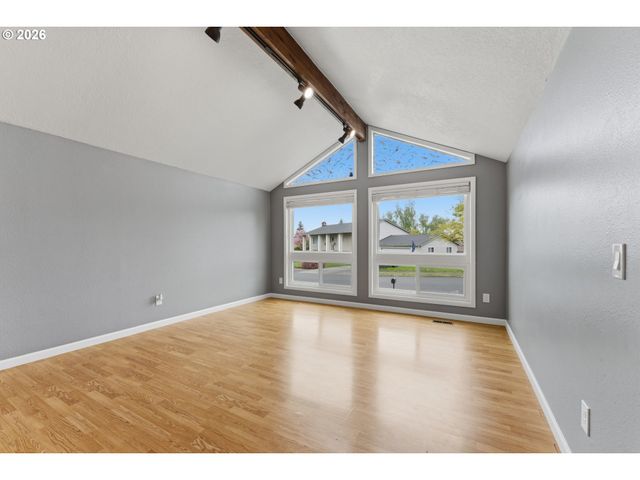 3670 Se 21ST Dr, Gresham, OR 97080