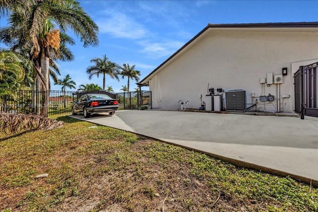 3801 SW 141st Ave, Miramar, FL 33027