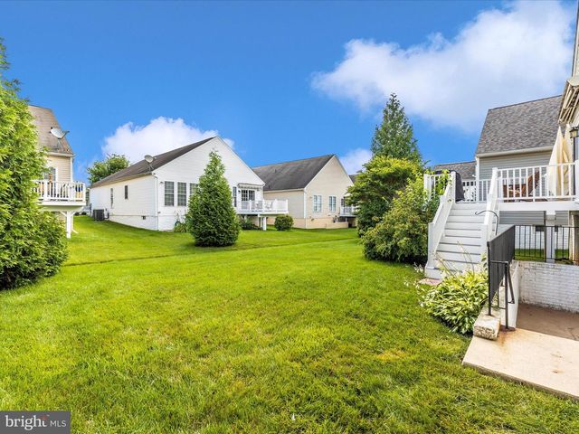 142 SADDLETOP DR #349, Taneytown, MD 21787