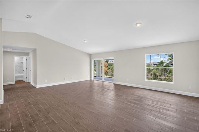 2821 NW 22nd PL, Cape Coral, FL 33993