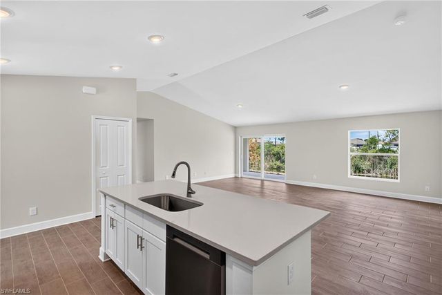 2821 NW 22nd PL, Cape Coral, FL 33993