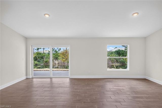 2821 NW 22nd PL, Cape Coral, FL 33993