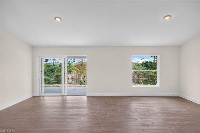 2821 NW 22nd PL, Cape Coral, FL 33993