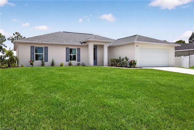 2821 NW 22nd PL, Cape Coral, FL 33993