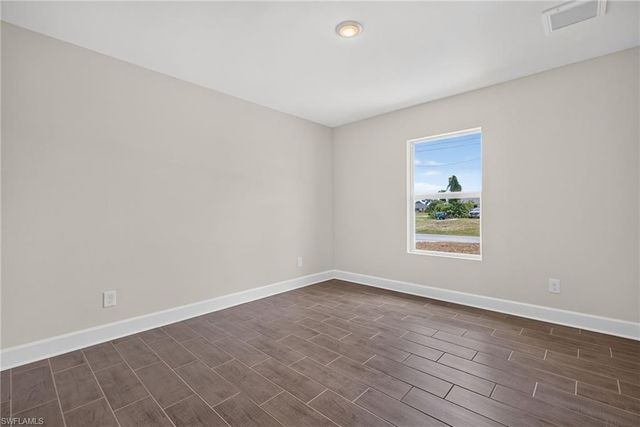 2821 NW 22nd PL, Cape Coral, FL 33993