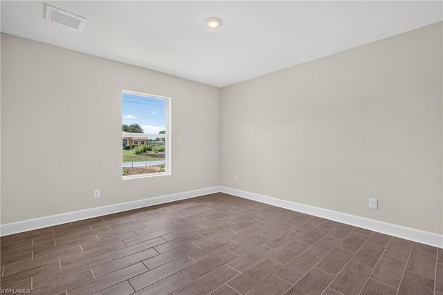 2821 NW 22nd PL, Cape Coral, FL 33993