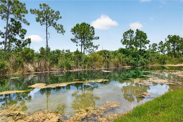2821 NW 22nd PL, Cape Coral, FL 33993