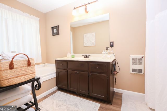 215 Stonefield Circle, Macon, GA 31216