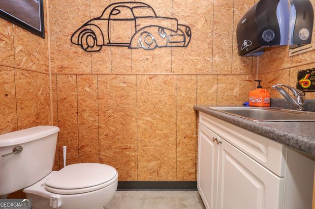 215 Stonefield Circle, Macon, GA 31216