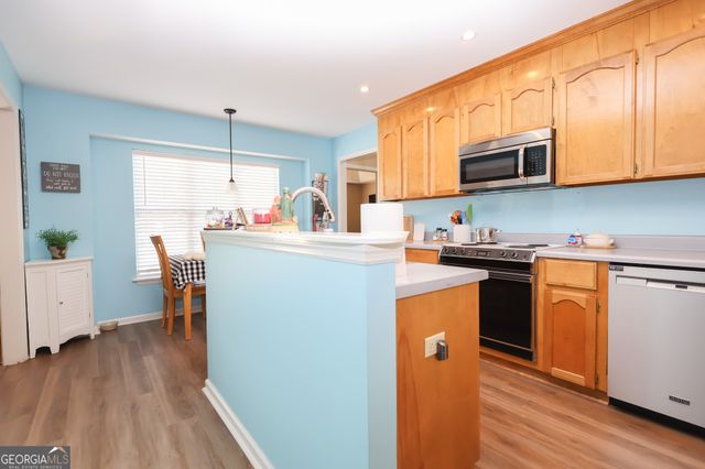 215 Stonefield Circle, Macon, GA 31216