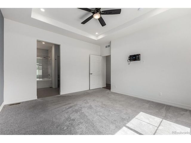 20422 E 52nd Ave, Denver, CO 80249