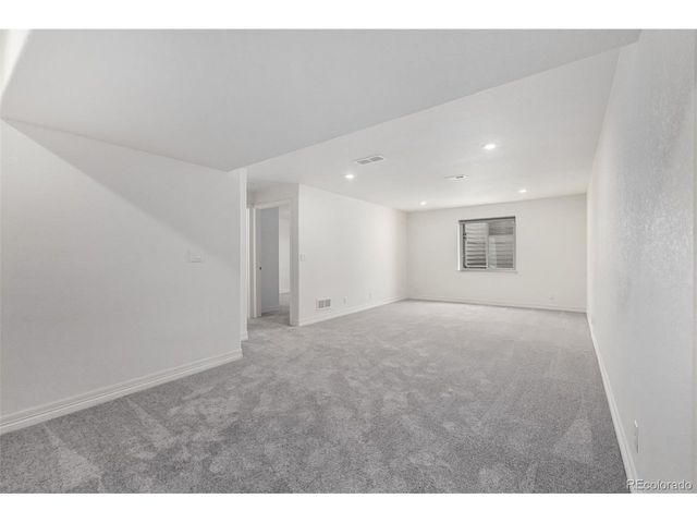 20422 E 52nd Ave, Denver, CO 80249