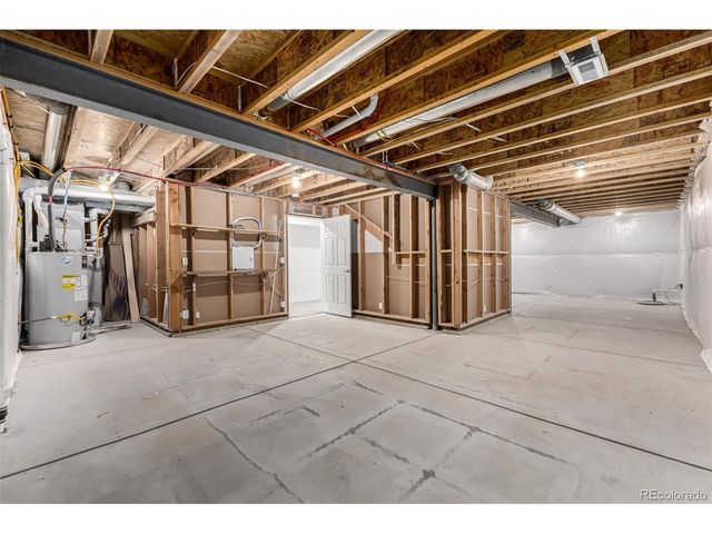 20422 E 52nd Ave, Denver, CO 80249