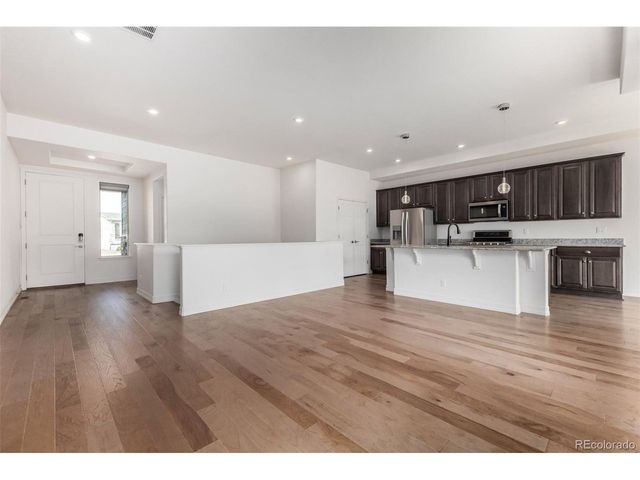 20422 E 52nd Ave, Denver, CO 80249