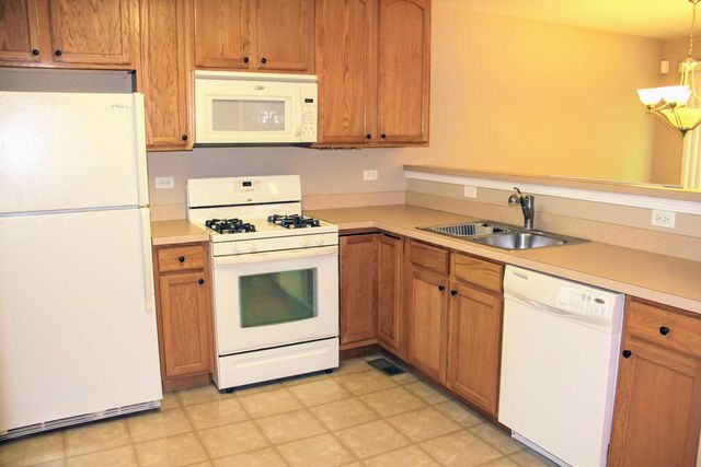 32427 N MACKINAC Lane, Lakemoor, IL 60051