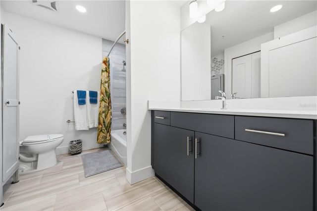 1703 N TAMIAMI TRAIL 406, Sarasota, FL 34234