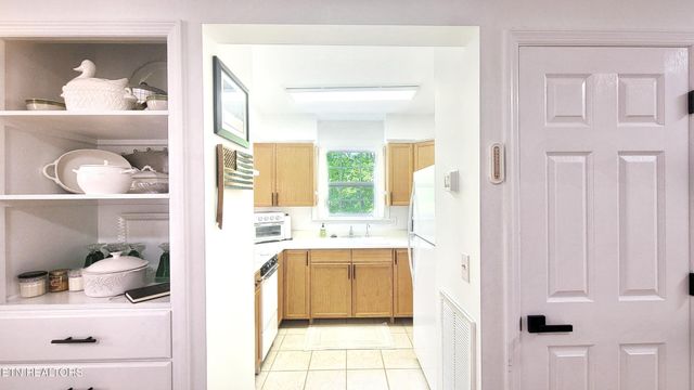 264 Curry Way, Del Rio, TN 37727