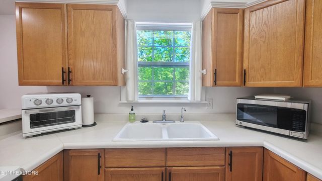 264 Curry Way, Del Rio, TN 37727