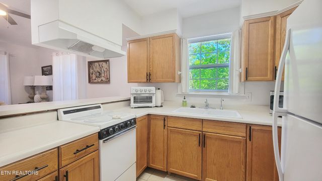 264 Curry Way, Del Rio, TN 37727