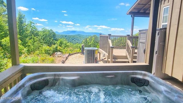 264 Curry Way, Del Rio, TN 37727