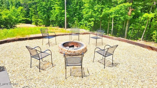 264 Curry Way, Del Rio, TN 37727