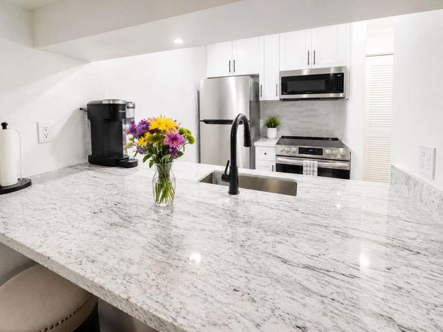 7109 Shelter Creek Lane, San Bruno, CA 94066