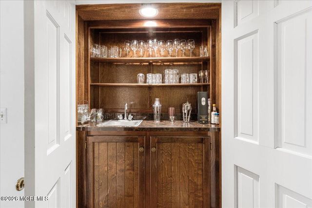 7 Morse Way N, Holmdel, NJ 07733