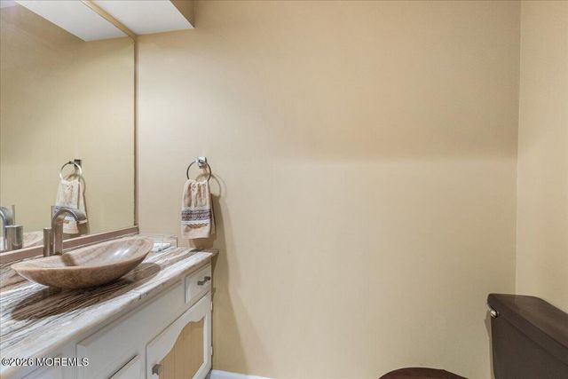 7 Morse Way N, Holmdel, NJ 07733