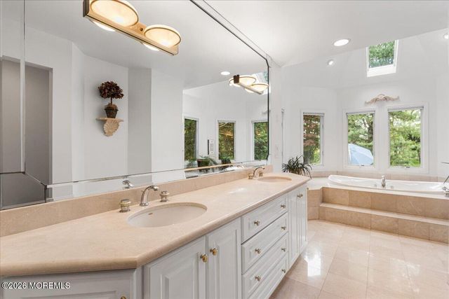 7 Morse Way N, Holmdel, NJ 07733