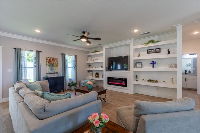 5523 Firewood Trail, Granbury, TX 76048