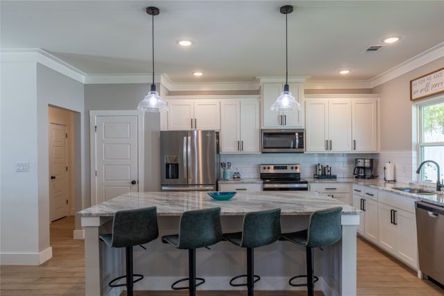 5523 Firewood Trail, Granbury, TX 76048